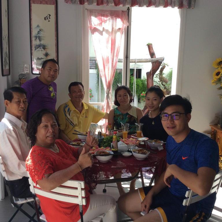 Gia Vien Homestay Хойан Экстерьер фото
